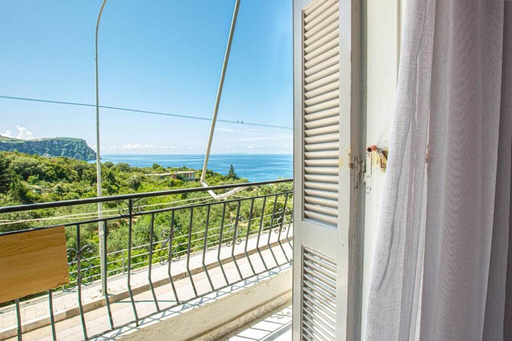 Blue Maraci 2 - Sea View, Kitchen, Beach Access Химар Екстериор снимка